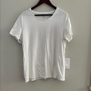 2 x Amazon Essentials Classic Scoop Neck White and Black Short Sleeve Tees